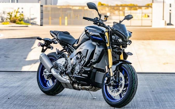 2022 Yamaha MT-10 SP Review [12 Street and Track Fast Facts]