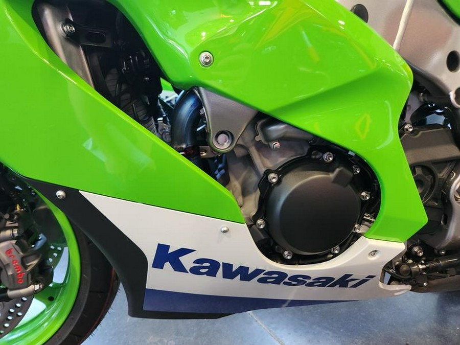 2024 Kawasaki Ninja® ZX™-10R 40th Anniversary Edition ABS