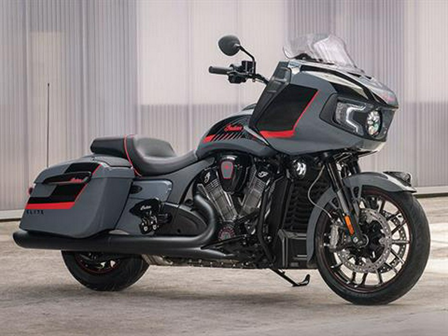 2022 Indian Motorcycle Challenger® Elite