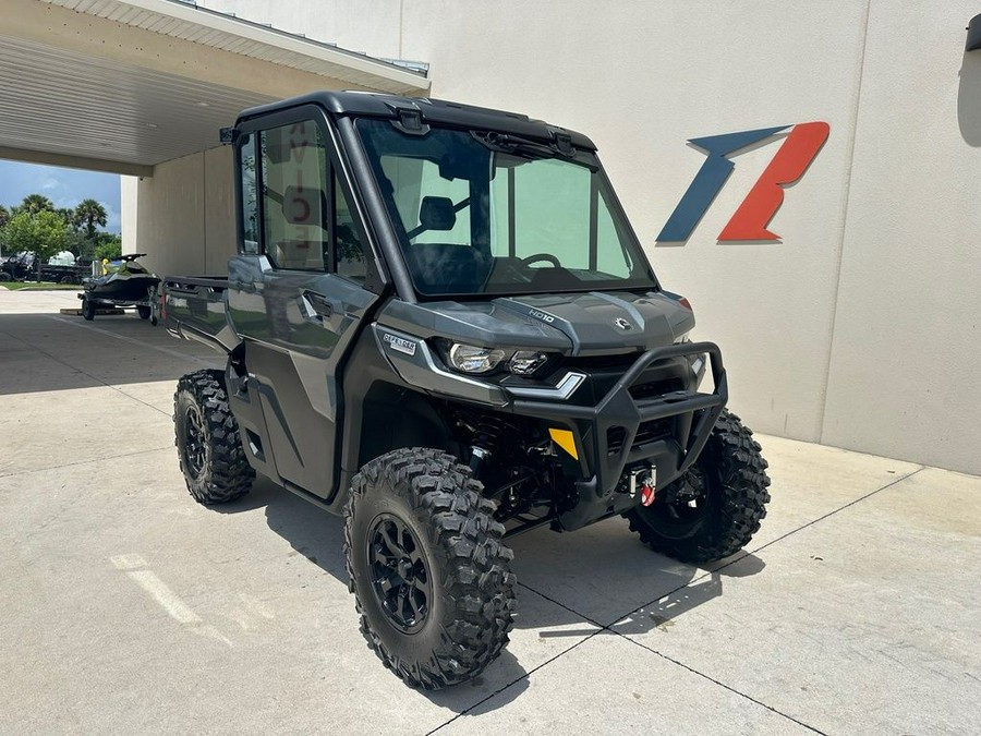 2024 Can-Am™ Defender Limited HD10