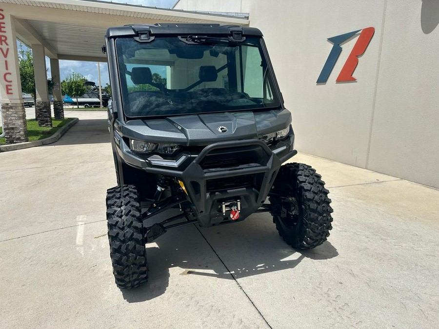 2024 Can-Am™ Defender Limited HD10