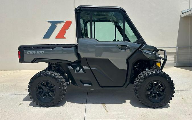 2024 Can-Am™ Defender Limited HD10