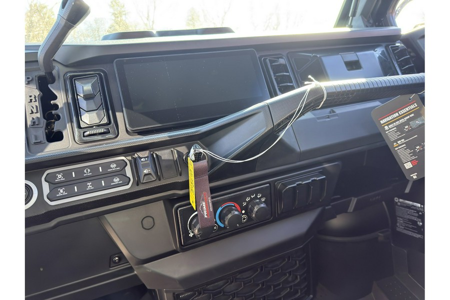 2026 Can-Am SSV DEF MAX LTD 65 HD11 TN HB 26 Limited HD11