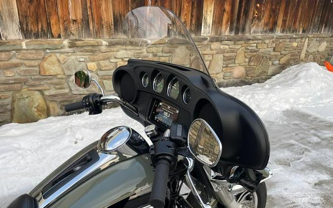 2021 Harley-Davidson® FLHTCUTG - Tri Glide® Ultra