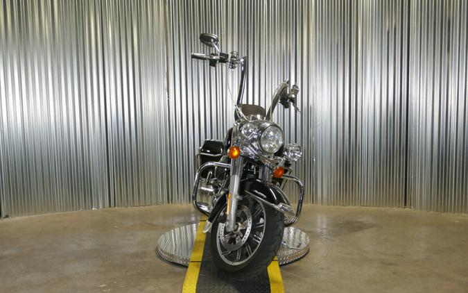 2016 Harley-Davidson Road King Vivid Black