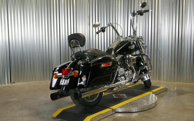 2016 Harley-Davidson Road King Vivid Black