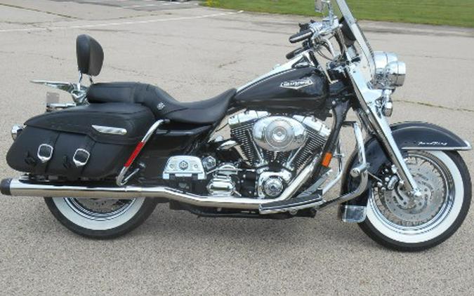2004 Harley-Davidson FLHRCI Road King Classic motorcycles for sale