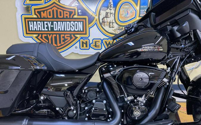 2026 Harley-Davidson® Street Glide® Vivid Black Black Trim FLHX