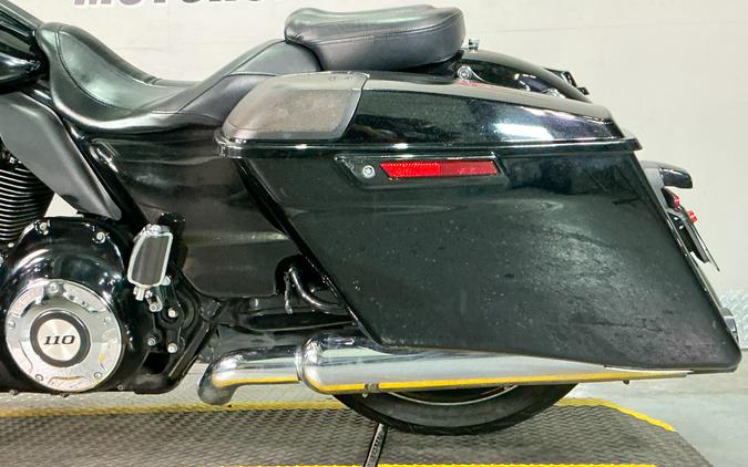 2016 Harley-Davidson CVO™ Street Glide®