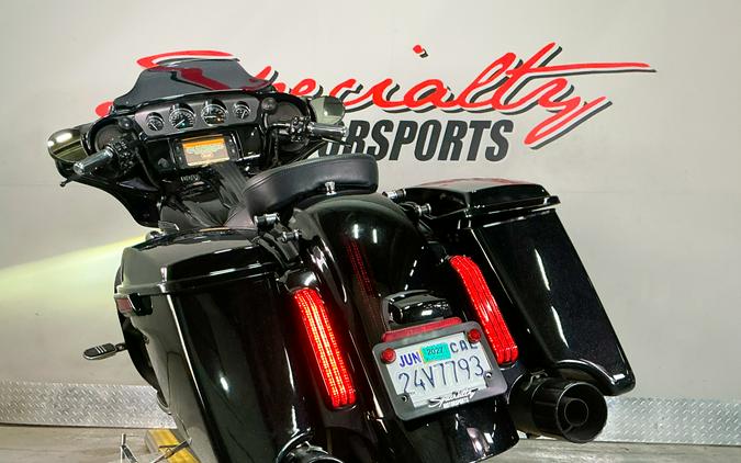 2016 Harley-Davidson CVO™ Street Glide®