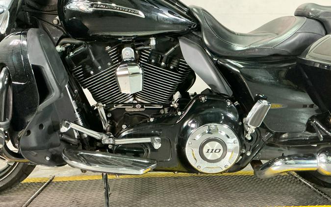 2016 Harley-Davidson CVO™ Street Glide®