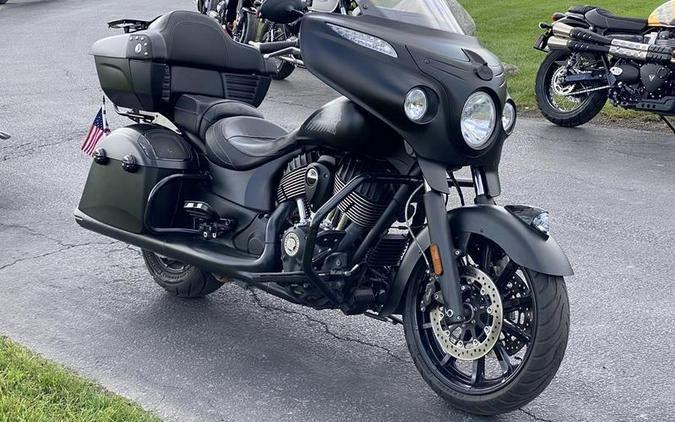 2018 Indian Motorcycle® Chieftain® Dark Horse® ABS Thunder Black Smoke