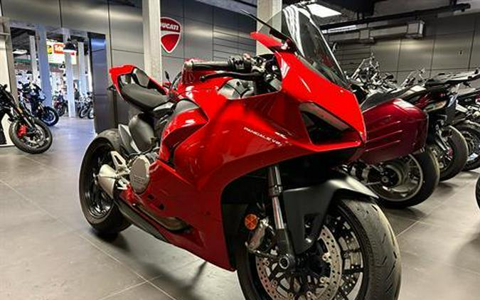 2022 Ducati Panigale V2