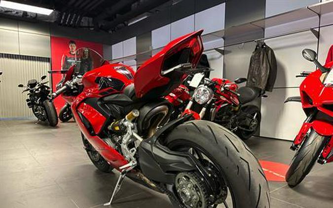 2022 Ducati Panigale V2