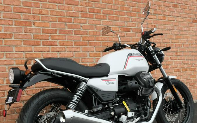 2026 Moto Guzzi V7 Special