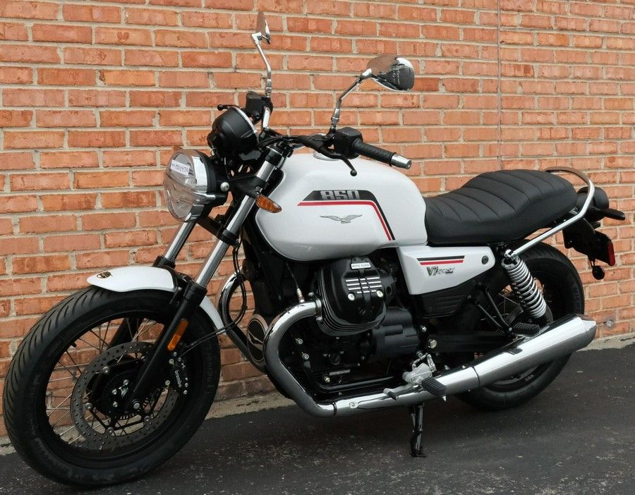2026 Moto Guzzi V7 Special