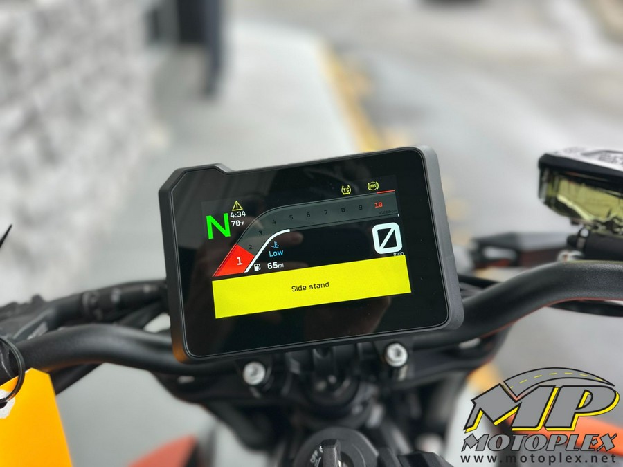 2027 KTM 990 Duke