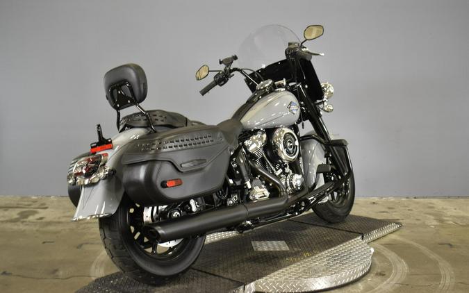 2026 Harley-Davidson Heritage Classic FLHC