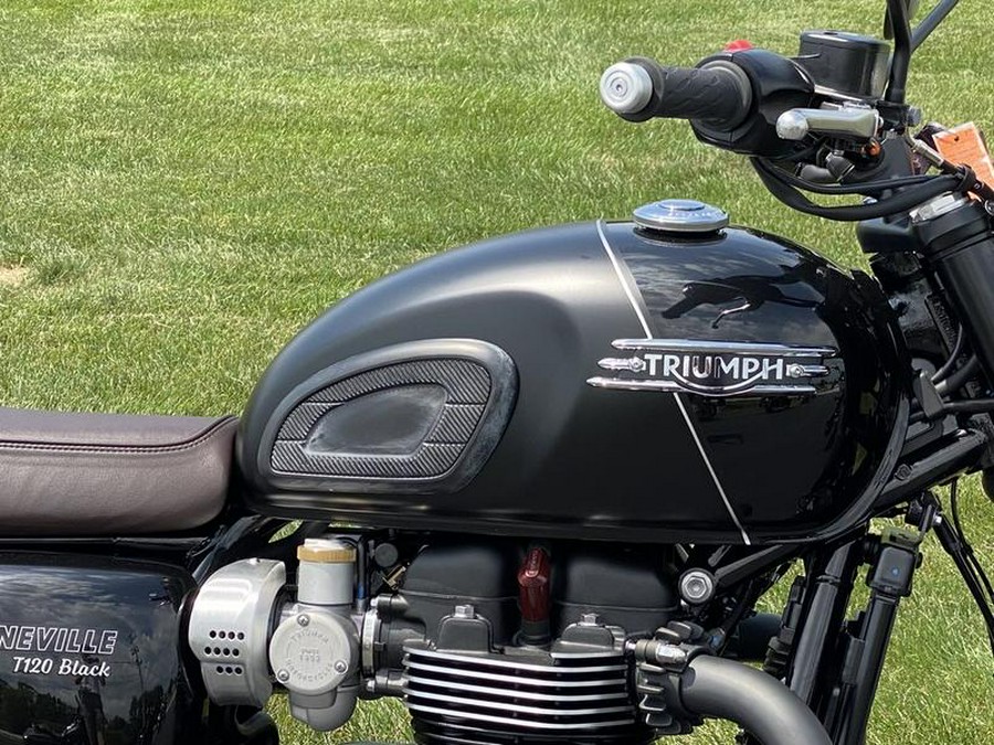 2023 Triumph Bonneville T120 Black Jet Black