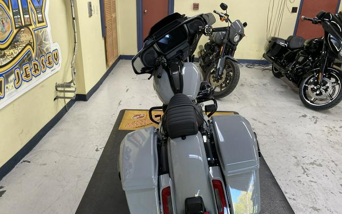 2024 Harley-Davidson Street Glide® Billiard Gray / ST Package with Tab mufflers.