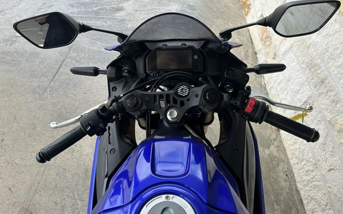 2025 Yamaha YZF-R3 R3 ABS