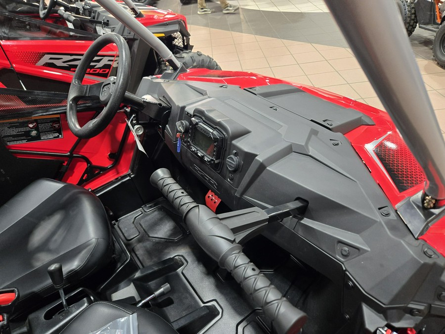 2026 POLARIS RZR 200 EFI