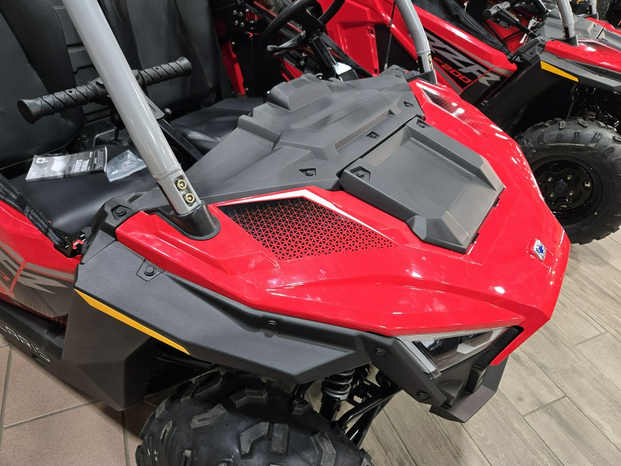 2026 POLARIS RZR 200 EFI