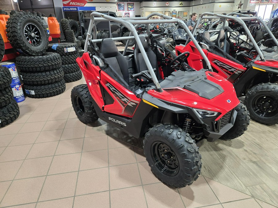 2026 POLARIS RZR 200 EFI
