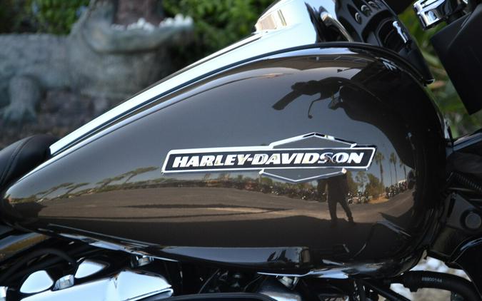2021 Harley-Davidson Street Glide River Rock Gray - FLHX