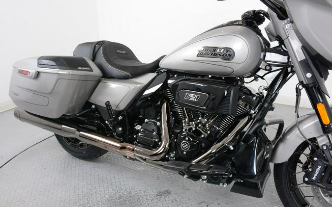 2023 Harley-Davidson FLHXSE CVO™ Street Glide