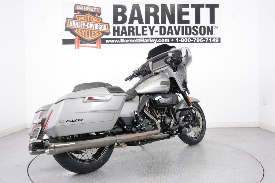 2023 Harley-Davidson FLHXSE CVO™ Street Glide