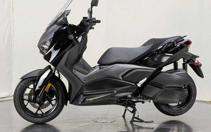 2025 Yamaha XMAX