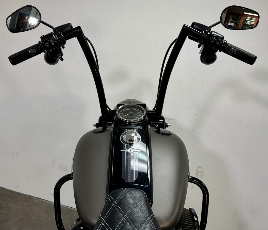 FLHRXS 2018 Road King® Special