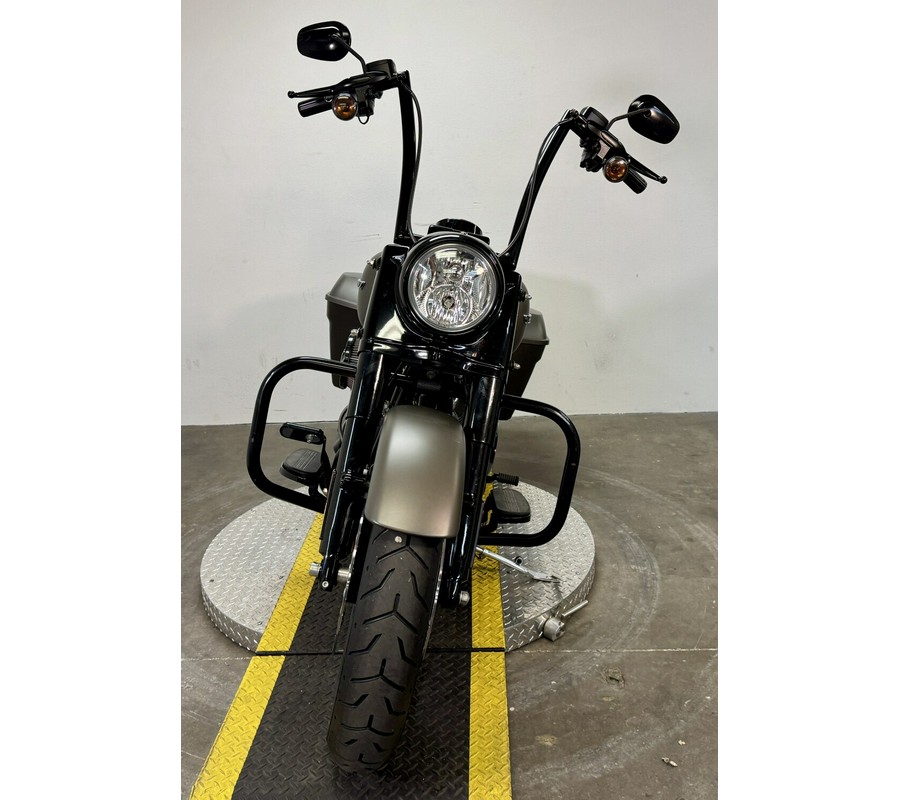 FLHRXS 2018 Road King® Special