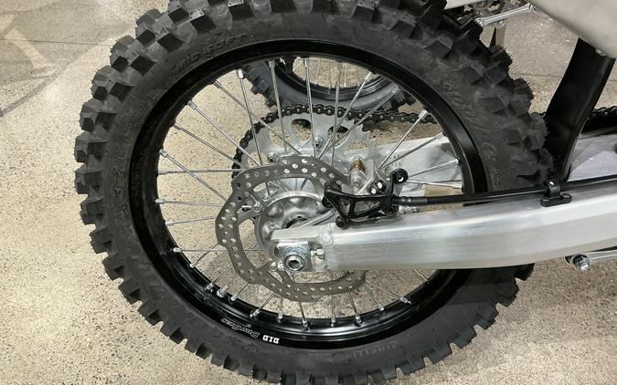 2026 Honda CRF250R Red - HD1091