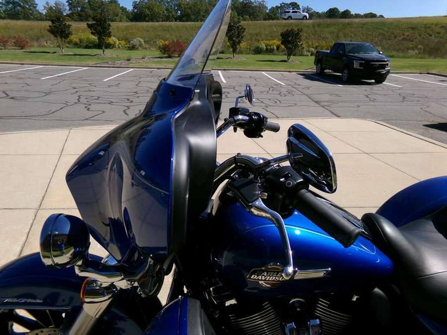 2024 Harley-Davidson® FLHTCUTG - Tri Glide® Ultra