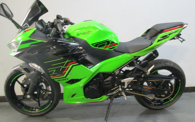 2023 Kawasaki Ninja® 400 KRT Edition ABS