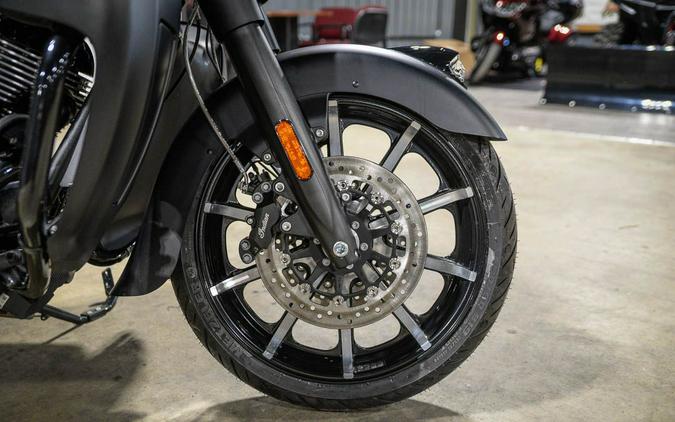 2023 Indian Motorcycle Roadmaster® Dark Horse®