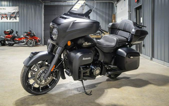 2023 Indian Motorcycle Roadmaster® Dark Horse®