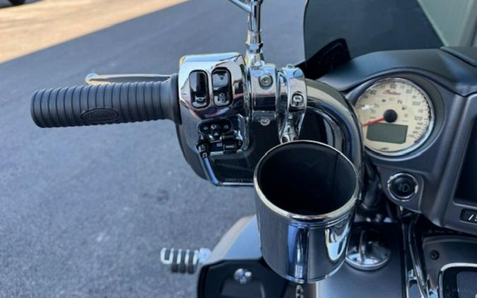 2019 Indian Roadmaster Steel Gray Smoke / Thunder Black Smoke Icon Series Dirt Track SmokeThunder Black Smoke