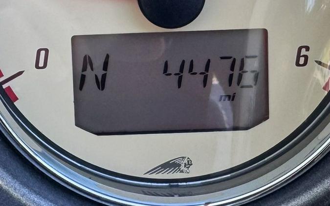 2019 Indian Roadmaster Steel Gray Smoke / Thunder Black Smoke Icon Series Dirt Track SmokeThunder Black Smoke