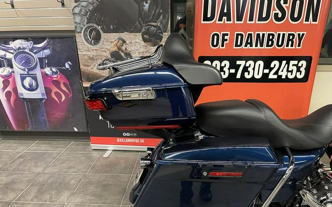 2012 Harley-Davidson® FLHX - Street Glide®