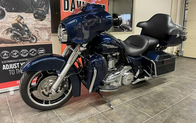 2012 Harley-Davidson® FLHX - Street Glide®