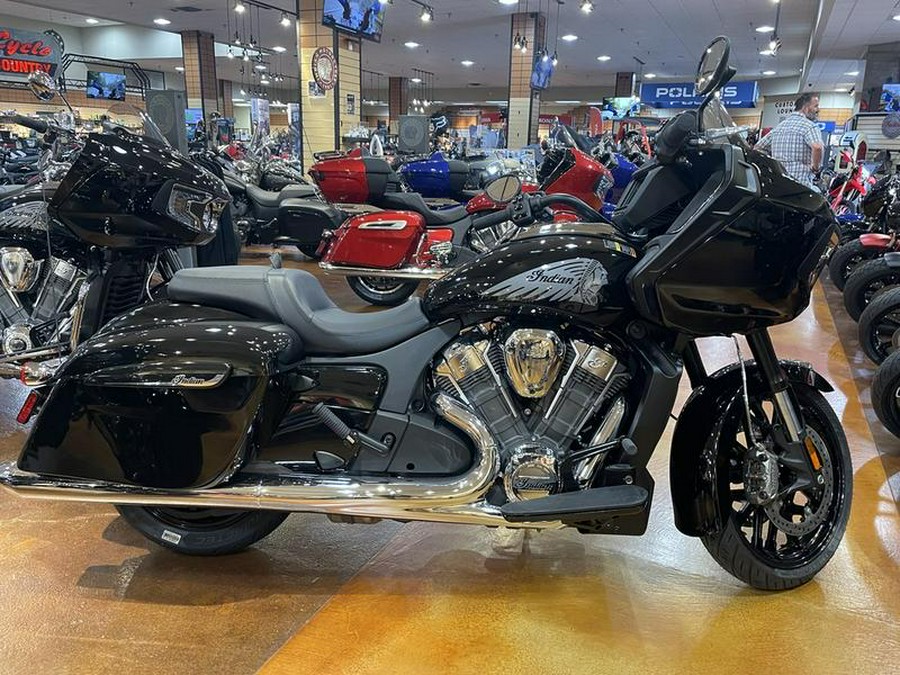 2024 Indian Motorcycle® Challenger® Black Metallic