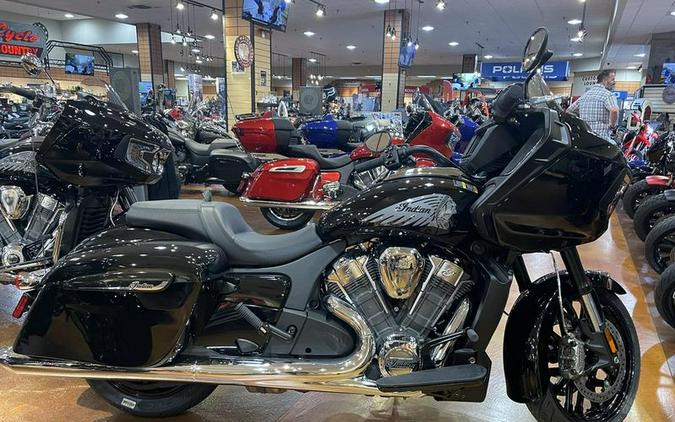 2024 Indian Motorcycle® Challenger® Black Metallic