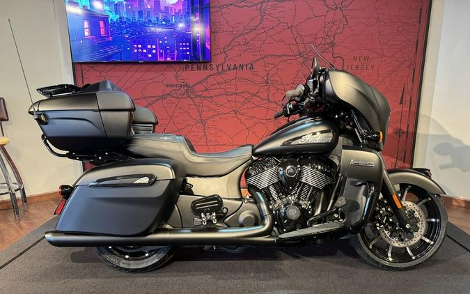 2024 Indian Motorcycle® Roadmaster® Dark Horse® Black Smoke