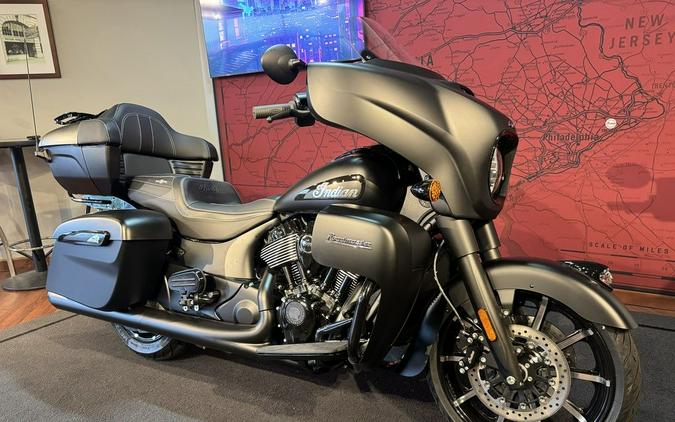 2024 Indian Motorcycle® Roadmaster® Dark Horse® Black Smoke