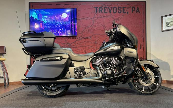 2024 Indian Motorcycle® Roadmaster® Dark Horse® Black Smoke