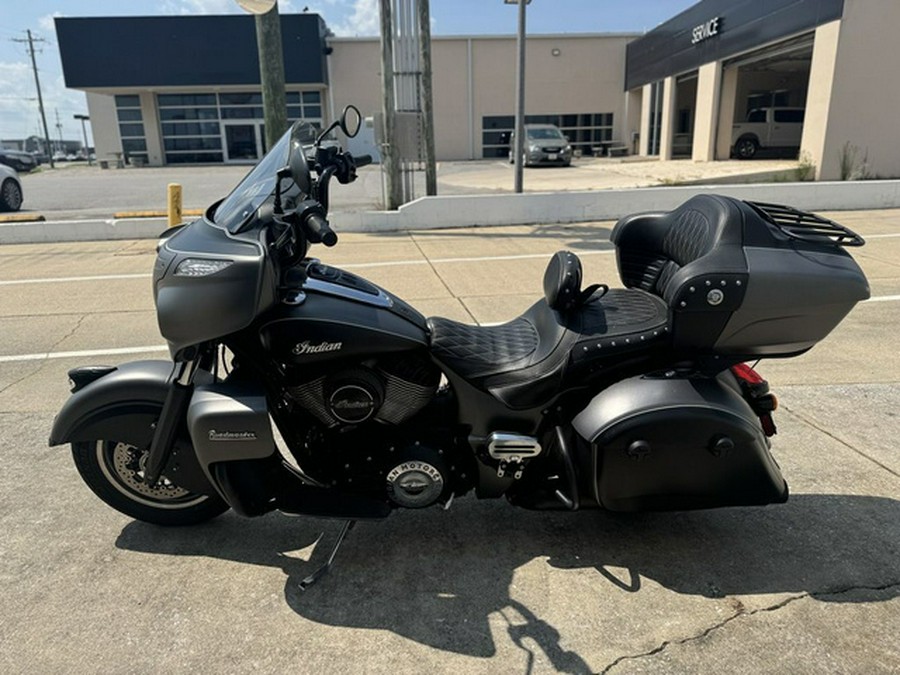 2019 Indian Roadmaster Steel Gray Smoke / Thunder Black Smoke