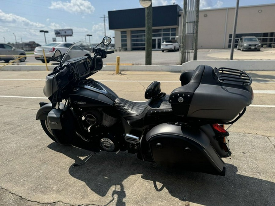 2019 Indian Roadmaster Steel Gray Smoke / Thunder Black Smoke